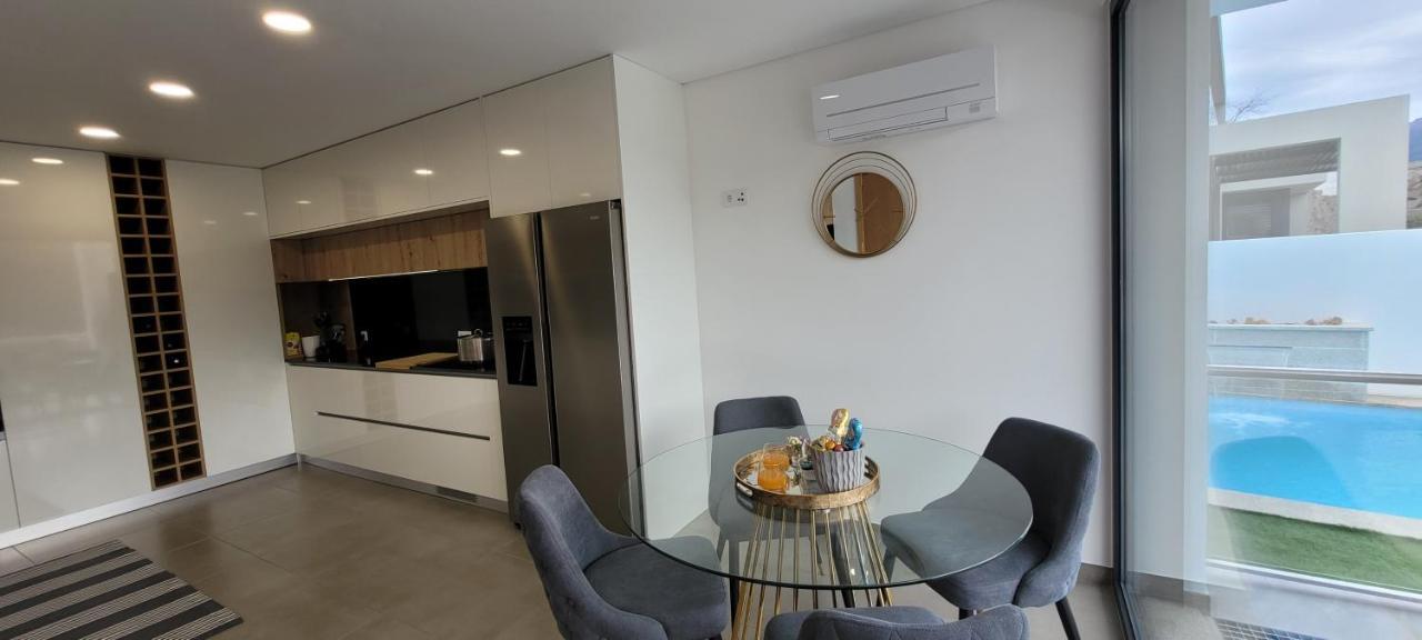 Villa Geresmarinahouse Extérieur photo